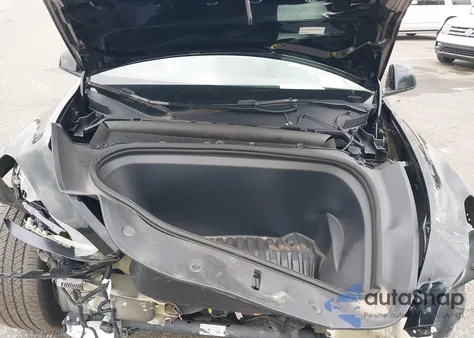 2023 Tesla Model Y Awd/Long Range Dual Motor All-Wheel Drive from USA, damaged, VIN 7SAYGAEE7PF800835